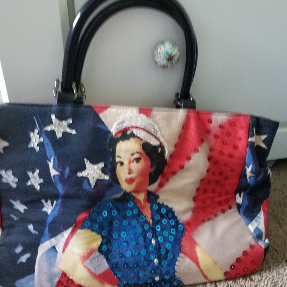 Patriotic pin up girl purse